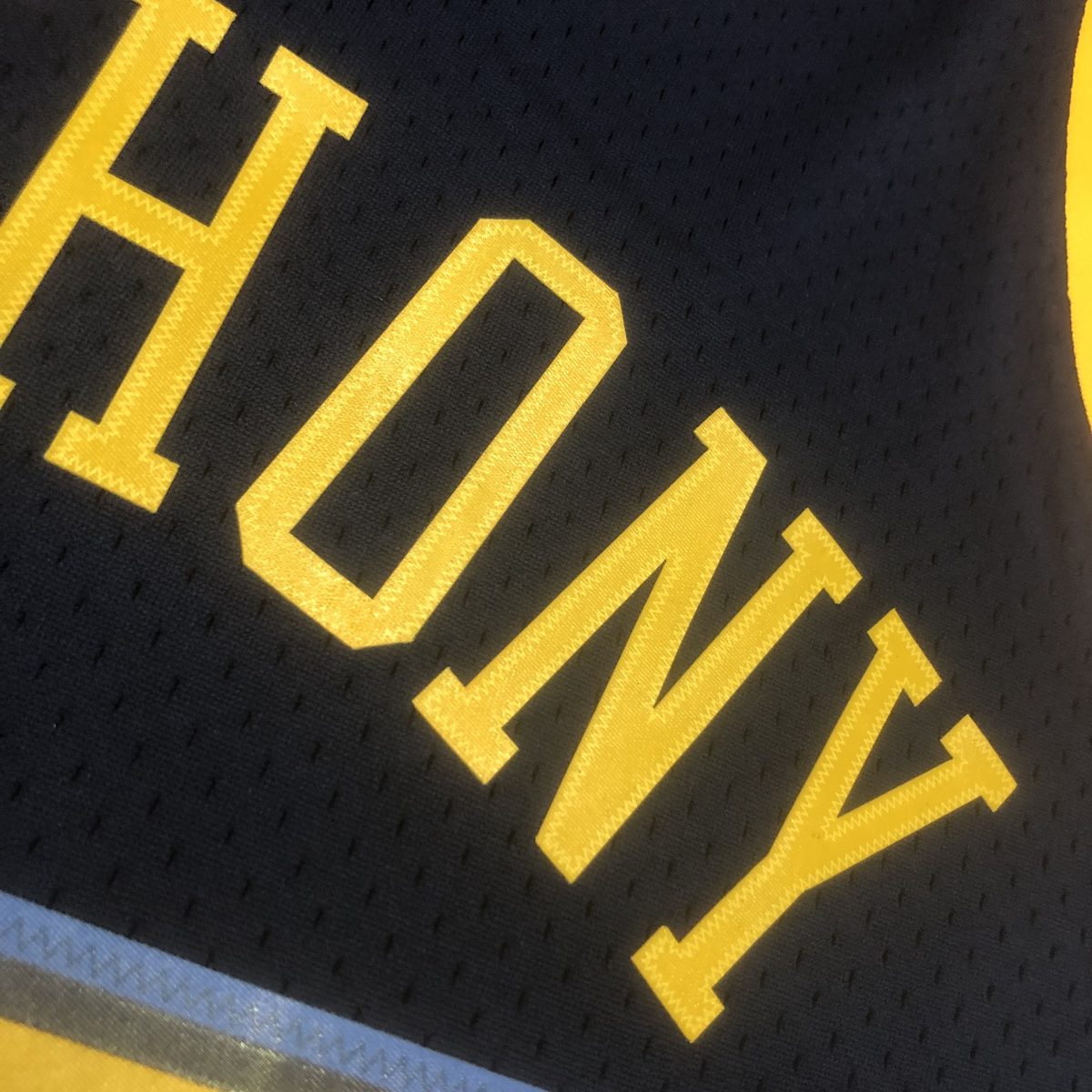 Denver Nuggets 2006-07 Season Swingman Throwback Jersey Navy #15 Carmelo Anthony - detail